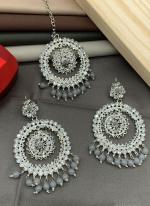 Grey Stone Earrings With Maang Tikka